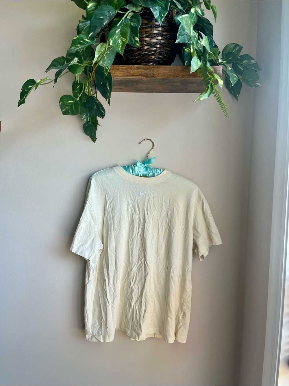 Nike Butter Yellow Short Sleeve T-Shirt with Small Chest Swoosh